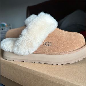 NEW! Super cute!!🤩 Decided I didn’t want the platform after all.